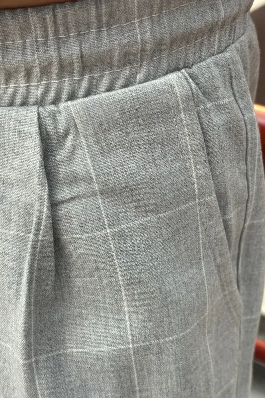 Erkaklar uchun kamarli, kat-katli, elastik mato, burmalar bilan bezatilgan, Jogger shimlari 24INP199K - 7