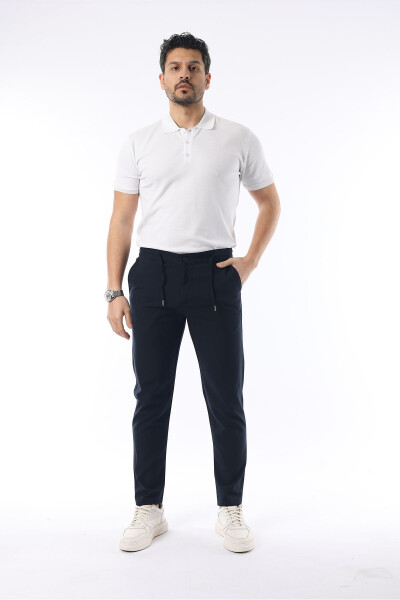 Erkaklar uchun ko'k rangli Jogger kesimi, elastik belbog'li, cho'ziluvchan likrali, slimfit mato pantolon - 3