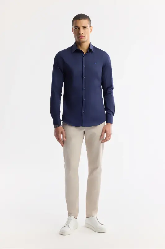 Erkaklar uchun ko'k rangli klassik yoqali 100% paxta saten Slim Fit ko'ylak B002006 - 5