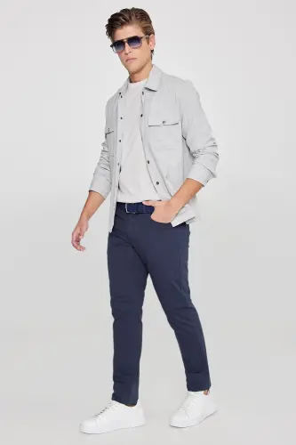 Erkaklar uchun ko'k rangli slim fit tor kesim 5 cho'ntakli paxta kanvasli elastik chino shimi - AC&CO / ALTINYILDIZ CLASSICS (1)