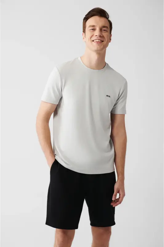 Erkaklar uchun kulrang T-shirt, bisiklet yoqasi, orqa va ko'krak qismida logotipli, regular fit B001040 - 4