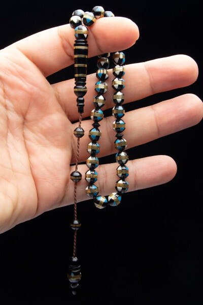 Erkaklar uchun Moviy 8 mm Sharsimon Kesilgan Moviy va Oq Emallangan Qo'lda O'yilgan Spiral Kuka Tasbih - OTTOTESBİH