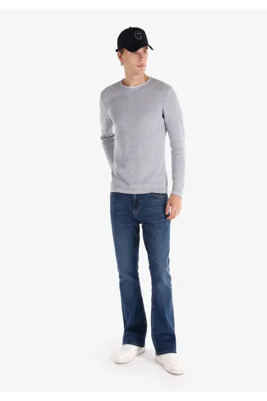 Erkaklar uchun oddiy kulrang bisiklet yaxasi slim fit sviter. - 3
