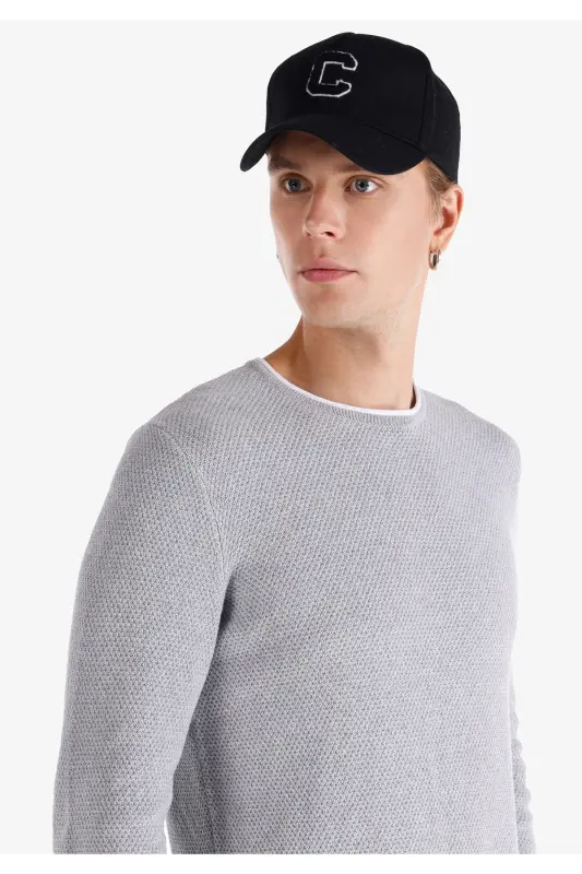 Erkaklar uchun oddiy kulrang bisiklet yaxasi slim fit sviter. - 4
