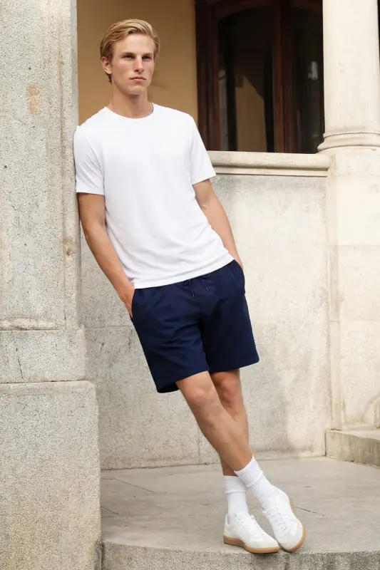 Erkaklar uchun oq 100% paxta Slim Fit tor kesimli bisiklet bo'yinli asosiy futbolka - 13