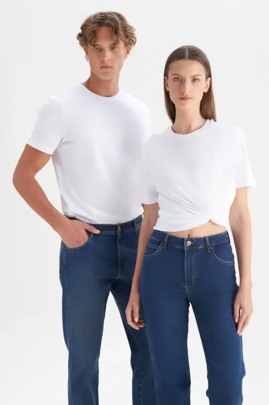 Erkaklar uchun oq 100% paxta Slim Fit tor kesimli bisiklet bo'yinli asosiy futbolka - 14