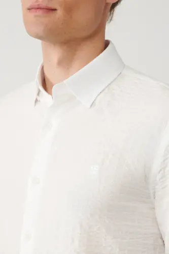 Erkaklar uchun oq ko'ylak, Britaniya yoqasi, gofrilangan, Regular Fit A41y2060 - Modazone (1)