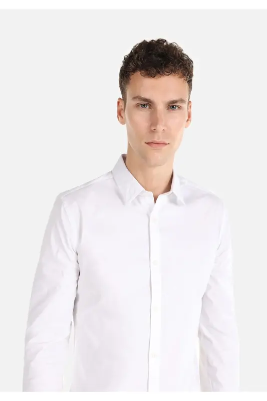 Erkaklar uchun oq rangli uzun yengli Slim Fit ko'ylak - 4