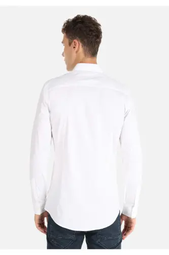 Erkaklar uchun oq rangli uzun yengli Slim Fit ko'ylak - COLIN'S (1)