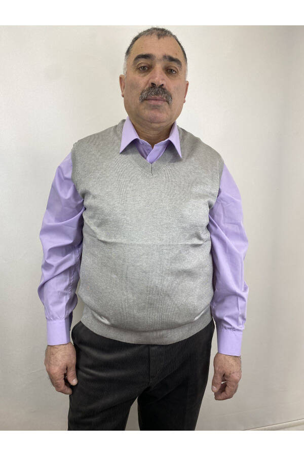 Erkaklar uchun o'rta yosh va undan katta yoshdagilar uchun bo'sh kesilgan ingichka jun trikotaj kardigan sviteri - 1