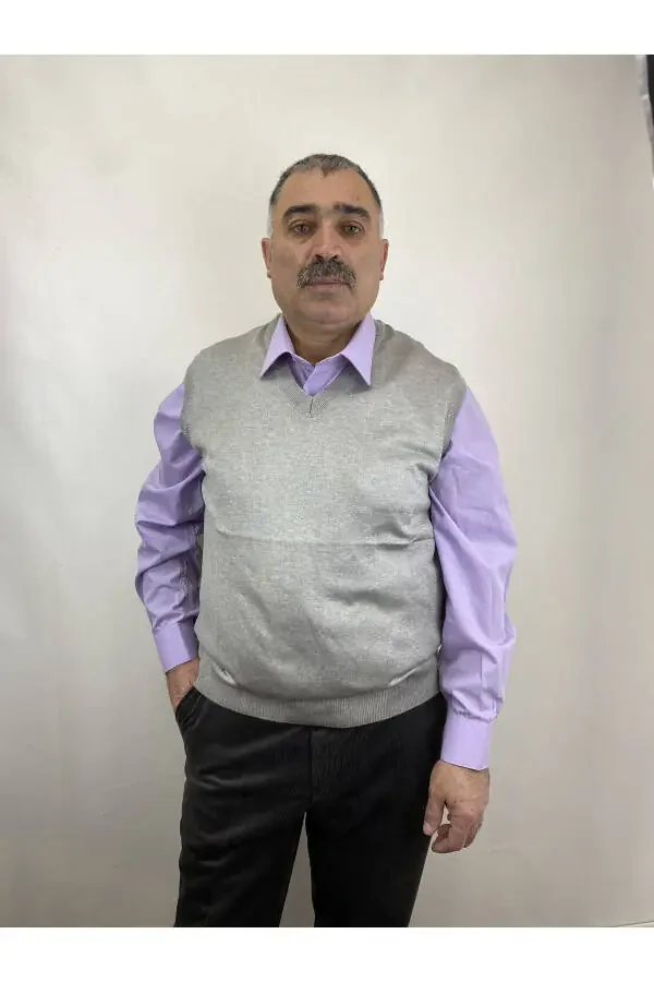 Erkaklar uchun o'rta yosh va undan katta yoshdagilar uchun bo'sh kesilgan ingichka jun trikotaj kardigan sviteri - 3