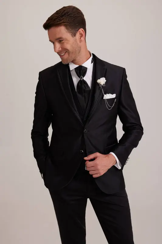 Erkaklar uchun qora plisseli slim fit qirq qanotli yoqali yelek bilan dam olish kostyumi - 4