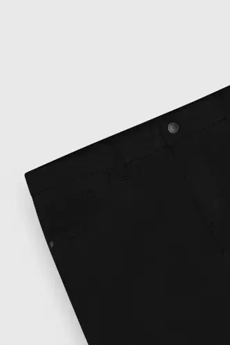 Erkaklar uchun qora rangli slim fit tor kesilgan 5 cho'ntakli paxta kanvas cho'ziluvchan chino shimlari - 10