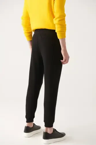 Erkaklar uchun qora rangli sport shim 3 iplik, kamar bog'lamalari bilan, elastik qiya Regular Fit E003402 - 3