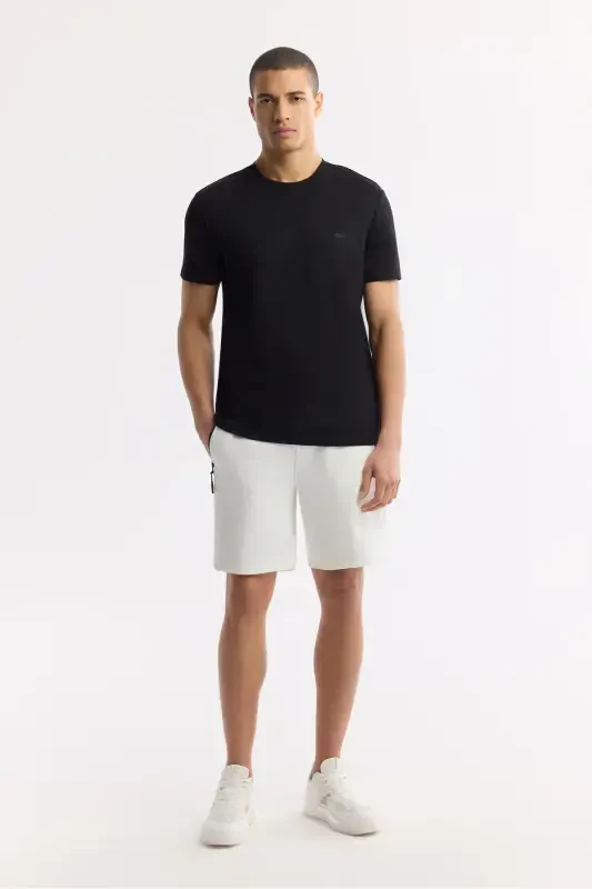 Erkaklar uchun qora rangli T-shirt, dumaloq yoqa, orqa va ko'krak qismida logo bosib chiqarilgan, Regular Fit B001040 - 7