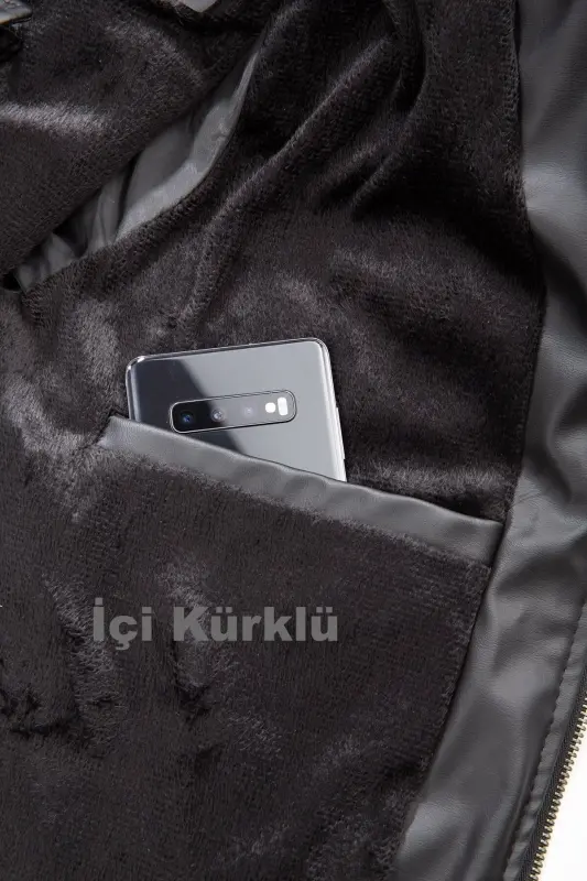 Erkaklar uchun qora rangli tor kesimli kaputli charm ko'ylagi - 5