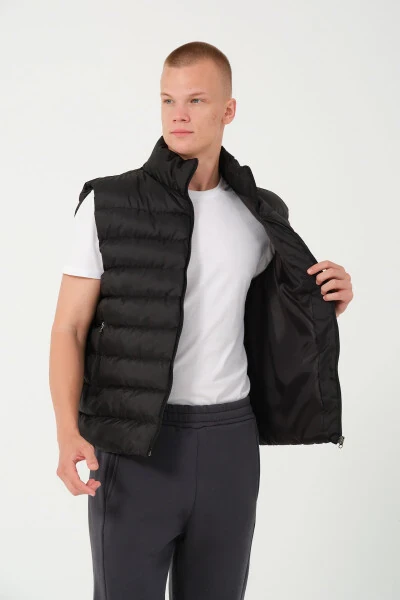 Erkaklar uchun qora shishiruvchi yelek - BONESTI