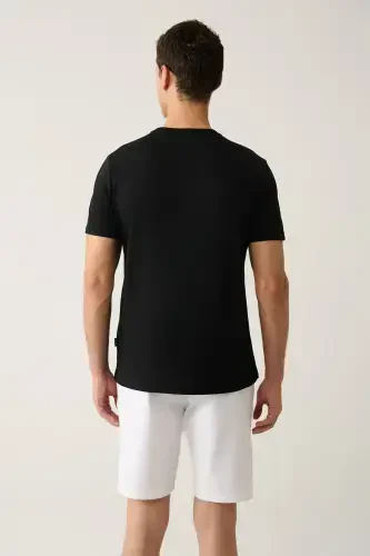 Erkaklar uchun qora T-shirt 100% paxta nafas oladigan dumaloq yoqali Regular Fit E001000 - 4