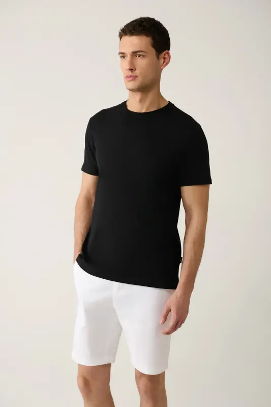 Erkaklar uchun qora T-shirt 100% paxta nafas oladigan dumaloq yoqali Regular Fit E001000 - 3