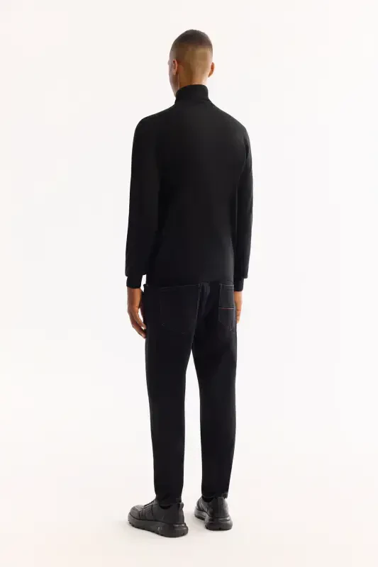 Erkaklar uchun qora trikotaj sviter - 4