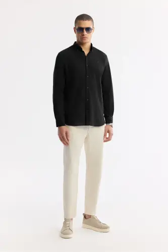 Erkaklar uchun qora tugmali yoqali 100% paxta Regular Fit ko'ylak A51Y2206 - Qora - 5