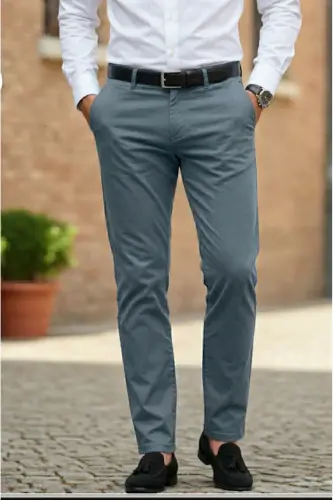 Erkaklar uchun sishavor moviy gabardin paxtali slim fit egiluvchan ofis uslubidagi chino shim - Moviy 