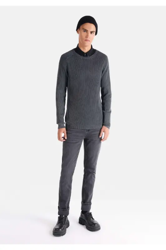Erkaklar uchun Slim Fit Antrasit Rangli Bisiklet Yaka Ko'ylagi (Cl1061736) - 3