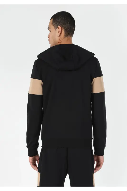 Erkaklar uchun Slim Fit qora rangli kapotli ko'ylagi - 2
