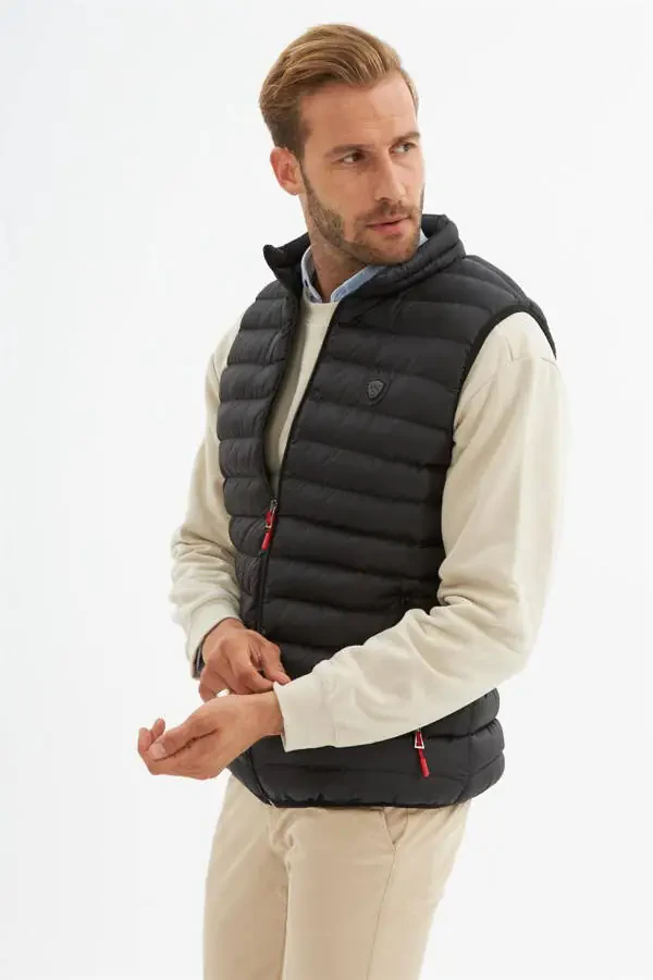 Erkaklar uchun standart kesilgan shishiriladigan yelek qora - 12