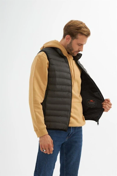 Erkaklar uchun standart kesimdagi shishiriladigan yelek Antrasit rangi - 6