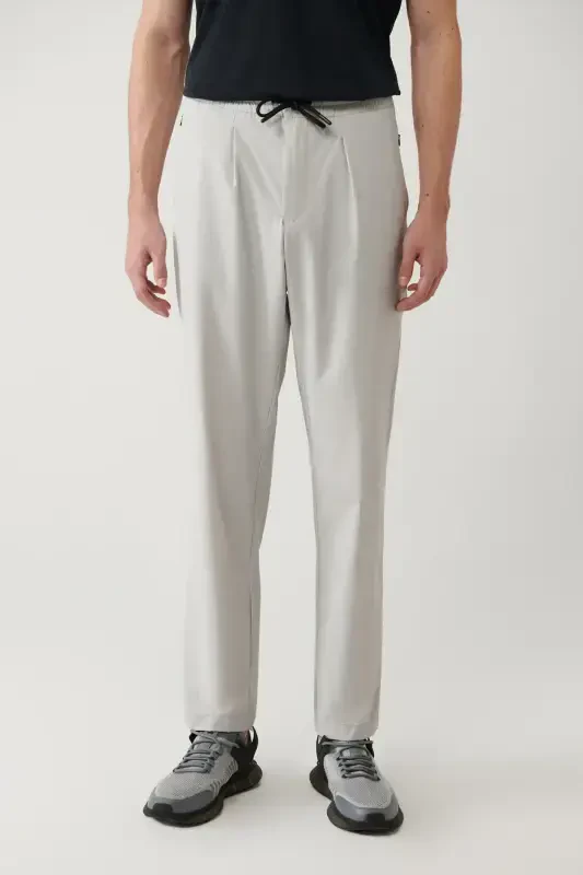 Erkaklar uchun tosh bellikli elastik bog'ichli fermuar cho'ntakli suvga chidamli Bi Stretch Relaxed Fit shim A41y3235 - 3