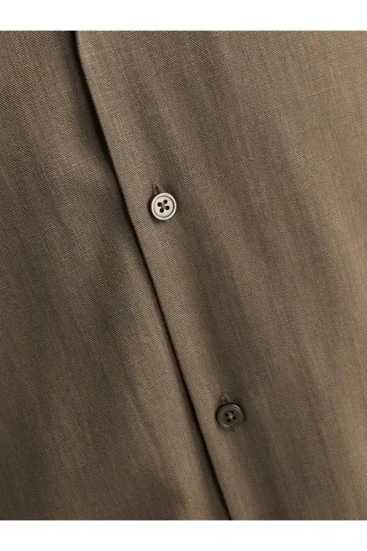 Erkaklar uchun V bo'yinli ko'ylak JPRCCAARON RESORT SHIRT S/S LN 12251027 - 4