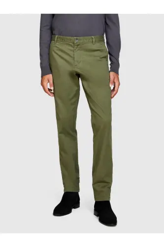 Erkaklar uchun xaki rangli slim fit vintage effektli chino shimlar - 6