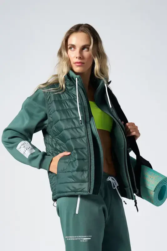 Erkaklar uchun yashil cho'ntakli fermuarli yelkasiz kundalik yelek 1268 - 2