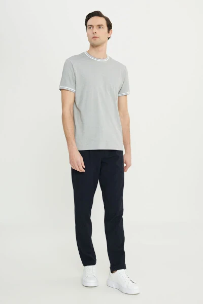 Erkek Açık Gri Pamuklu Slim Fit Dar Kesim Bisiklet Yaka Tişört-Açık Gri - ALTINYILDIZ CLASSICS (1)