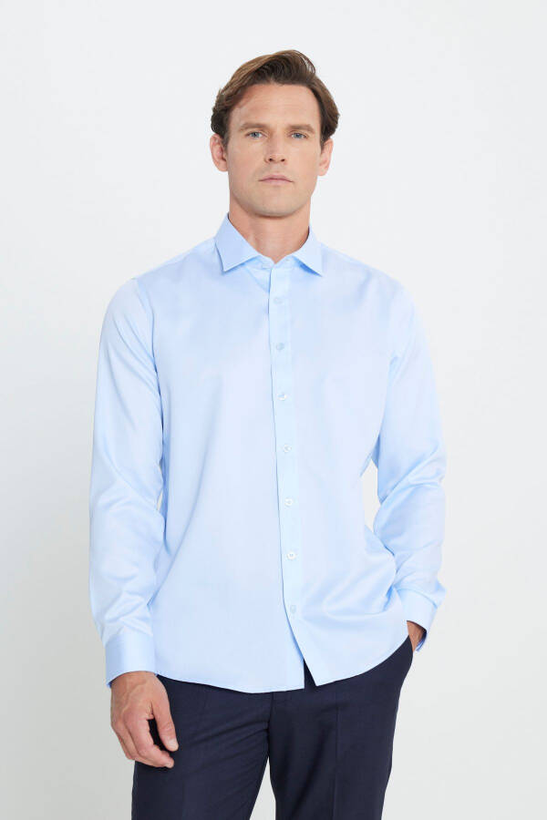 Erkek Açık Mavi Slim Fit Dar Kesim Klasik Yaka %100 Pamuk Ütü Gerektirmeyen Süper Non-Iron Gömlek - Açık Mavi - 3