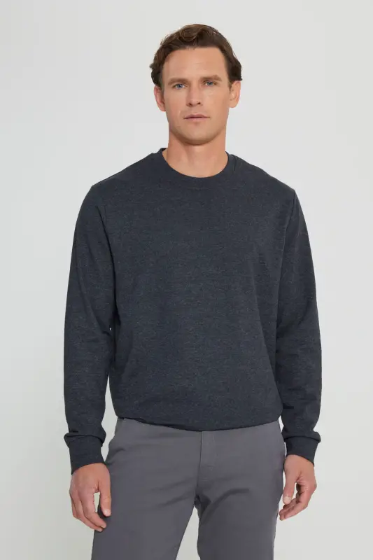 Erkek Antrasit-Melanj Standart Fit Normal Kesim 2 İplik Recycle Pamuklu Bisiklet Yaka Sweatshirt - Antrasit-Melanj - AC&CO / ALTINYILDIZ CLASSICS