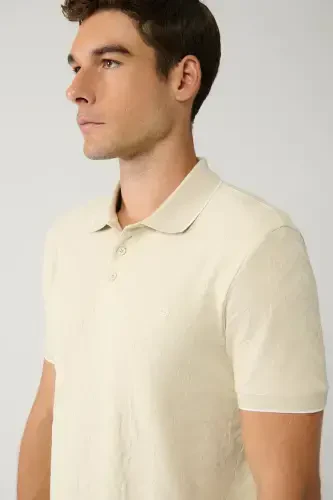 Erkek Bej %100 Pamuk 3 Düğmeli Jakarlı Polo Yaka Regular Fit T-Shirt A41Y1147-Bej - AVVA (1)