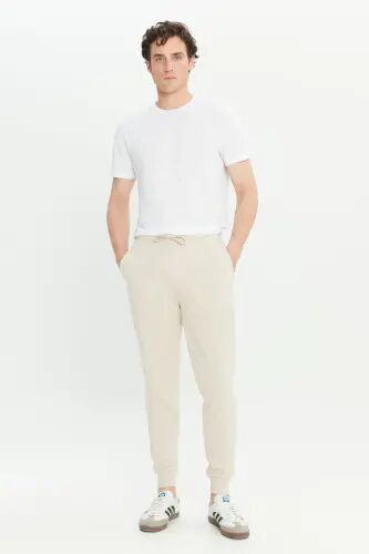 Erkek Bej Standart Fit Normal Kesim 2 İplik Cepli Rahat Pamuklu Jogger Eşofman Altı - Bej - AC&CO / ALTINYILDIZ CLASSICS (1)