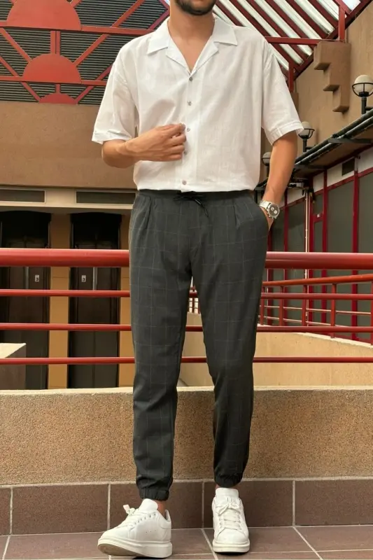 Erkek, bel bağcıklı, ekose desenli, Esnek kumaş, Pile detaylı, Jogger pantolon 24INP199K - ANTRASİT - 1