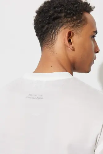 Erkek Beyaz Loose Fit Bisiklet Yaka Tişört - 4