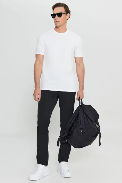 Erkek Beyaz Pamuklu Slim Fit Dar Kesim Bisiklet Yaka Esnek Tişört-Beyaz - ALTINYILDIZ CLASSICS (1)