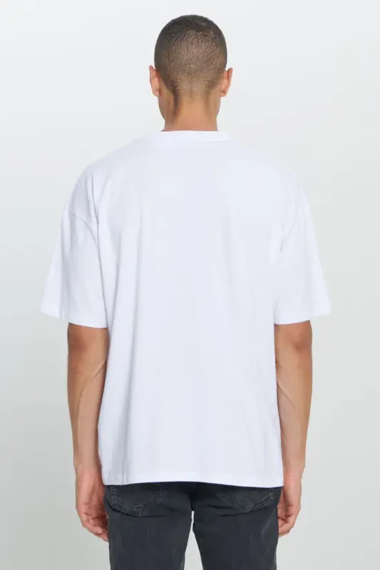 Erkek Beyaz Real Madrid Lisanslı Oversize Fit Bol Kesim %100 Pamuk Bisiklet Yaka Tişört - Beyaz - 6