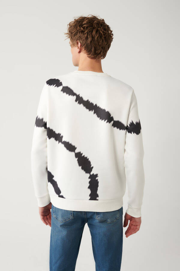 Erkek Beyaz Sweatshirt - 4