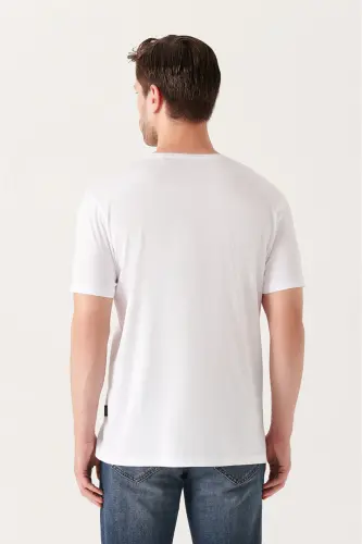 Erkek Beyaz Ultrasoft Bisiklet Yaka Pamuklu Slim Fit Dar Kesim T-shirt E001171 - Beyaz - 1