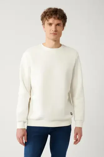 Erkek Beyaz Bisiklet Yaka 3 İplik Şardonlu Pamuklu Sweatshirt E001017-Beyaz - 1