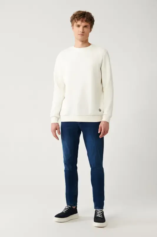 Erkek Beyaz Bisiklet Yaka 3 İplik Şardonlu Pamuklu Sweatshirt E001017-Beyaz - 6