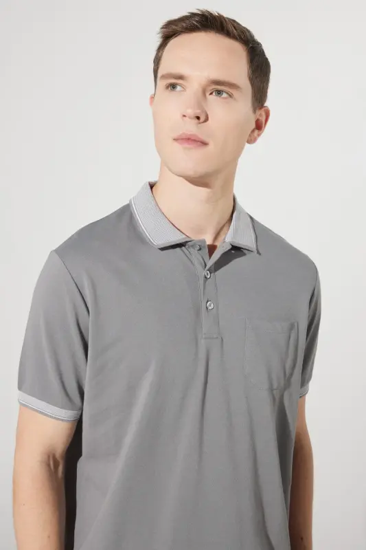 Erkek Çekmeyen Pamuklu Kumaş Comfort Fit Rahat Kesim Gri-gri Polo Yaka Cepli Tişört - GRI-GRI - 5