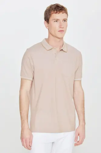 Erkek Çekmeyen Pamuklu Kumaş Comfort Fit Rahat Kesim Vizon Kıvrılmaz Polo Yaka Cepli Tişört - Vizon - 4