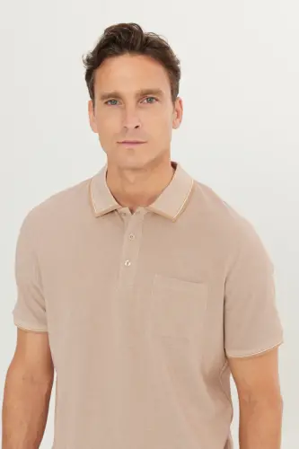 Erkek Çekmeyen Pamuklu Kumaş Comfort Fit Rahat Kesim Vizon Kıvrılmaz Polo Yaka Cepli Tişört-Vizon - 3